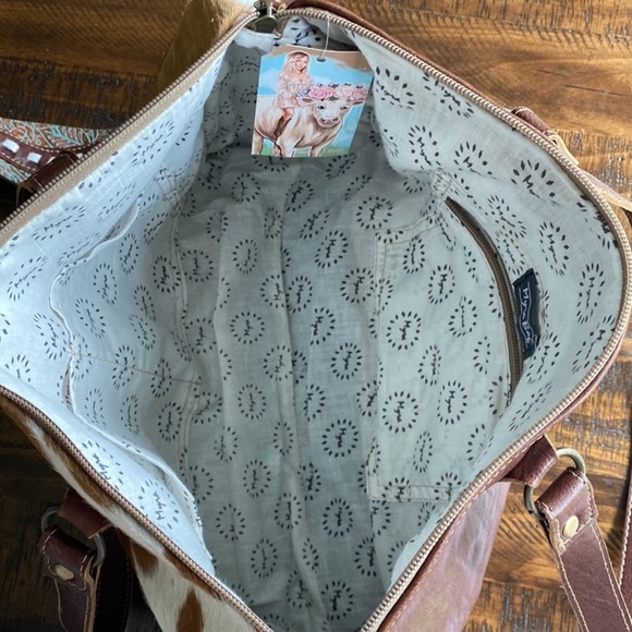 NWT Myra Cowhide Purse/Bag - Picture 3 of 3